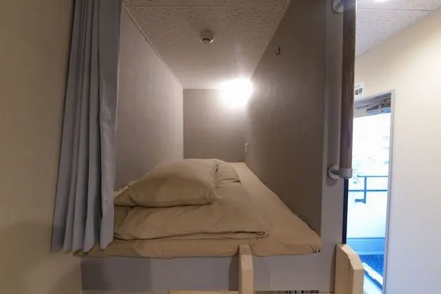 Ortak Ranzalı Oda (Mixed Dormitory)