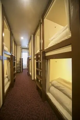Ortak Ranzalı Oda, Karma Ranzalı Oda