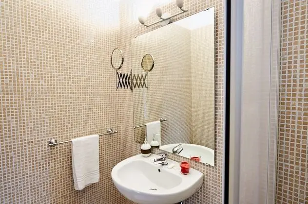 Classic Büyük Yataklı Tek Kişilik Oda, 1 Çift Kişilik Yatak, Sigara İçilmez, Şehir Manzaralı