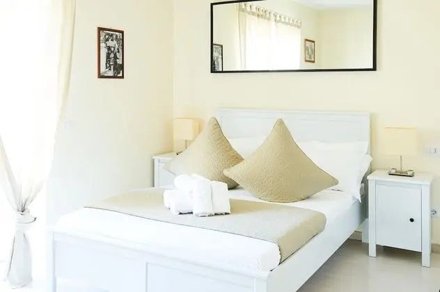 Romantic Süit, 1 Çift Kişilik Yatak ve Çekyat, Sigara İçilmez, Şehir Manzaralı