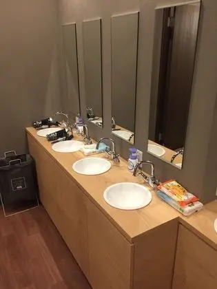 Ortak Ranzalı Oda, Karma Ranzalı Oda