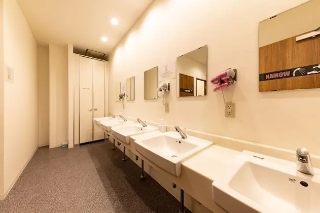 Basic Oda, Karma Ranzalı Oda, Sigara İçilmez, Ortak Banyo (Private Room, 4 Person)