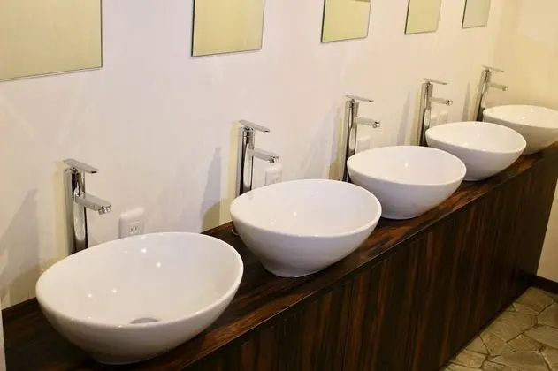 Ortak Ranzalı Oda, Karma Ranzalı Oda