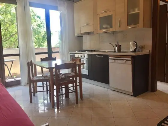 Apart Daire, 1 Yatak Odası, Avlu Manzaralı