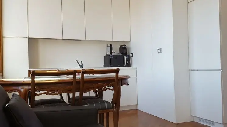 Stüdyo, Şehir Manzaralı