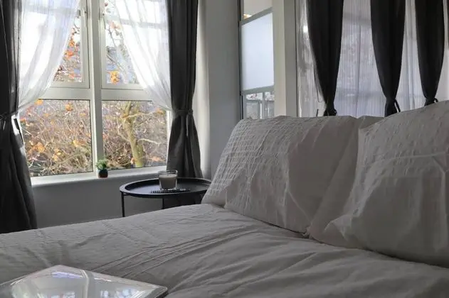 Luxury Apart Daire, Banyolu/Duşlu, Bahçe Manzaralı