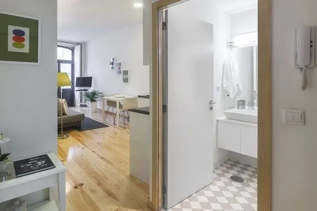 Standard Stüdyo, Şehir Manzaralı