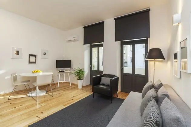 Superior Stüdyo, Balkon