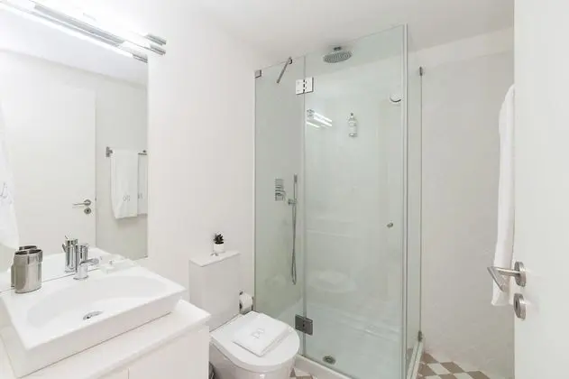 Superior Stüdyo, Balkon