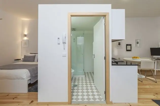 Superior Stüdyo, Balkon