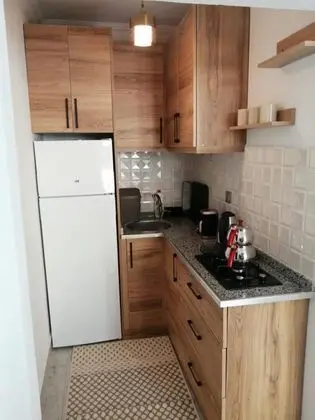 Apart Oda, Kara Manzaralı, Balkonlu