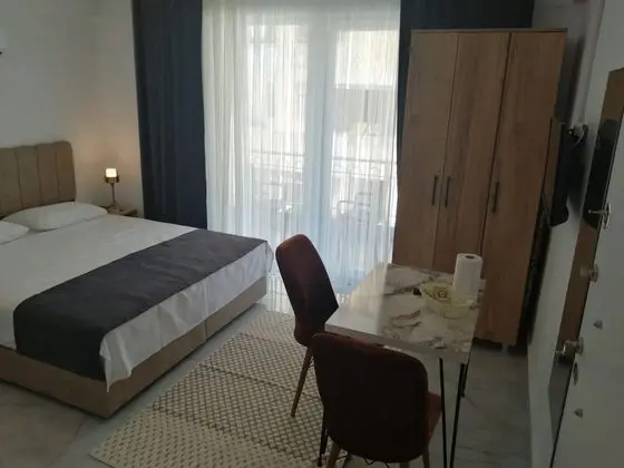 Apart Oda, Kara Manzaralı, Balkonlu