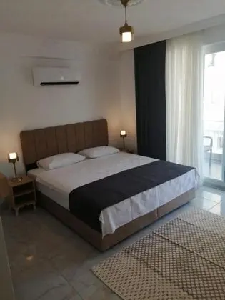 Apart Oda, Kara Manzaralı, Balkonlu