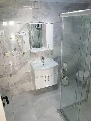 Apart Oda, Kara Manzaralı, Balkonlu