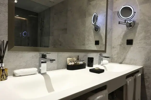 Deluxe Büyük Yataklı Tek Kişilik Oda