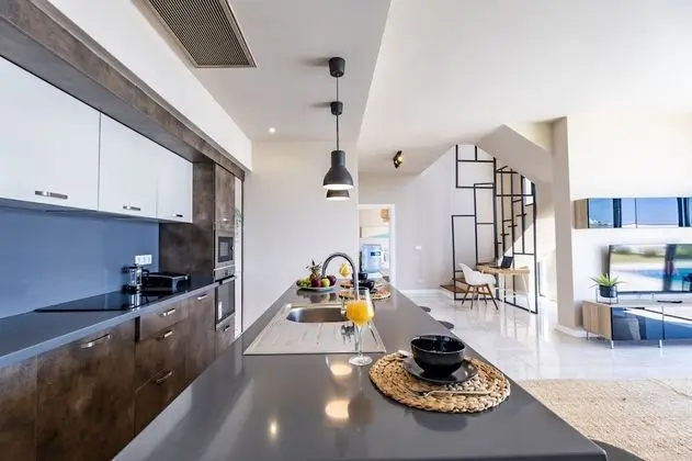 Deluxe Villa