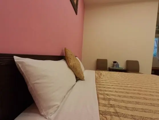 Tek Büyük Yataklı Oda, 1 Çift Kişilik Yatak, Sigara İçilmez