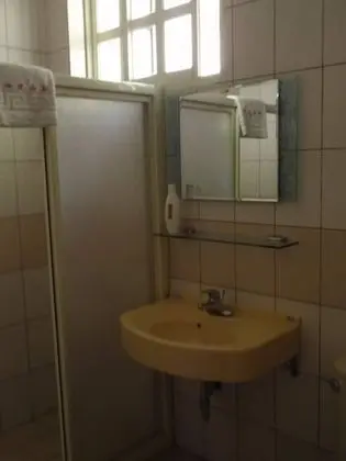 Tek Büyük Yataklı Oda, 1 Çift Kişilik Yatak, Sigara İçilmez