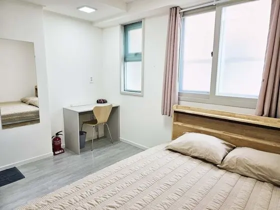 Tek Büyük Yataklı Oda