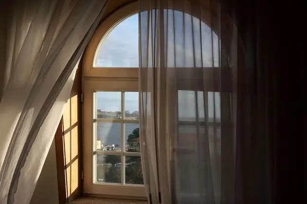 Room Front