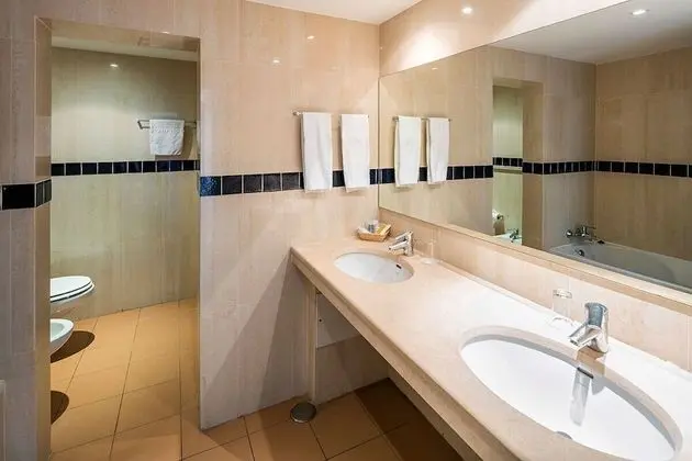 Deluxe Tek Büyük Yataklı Oda, Deniz Manzaralı