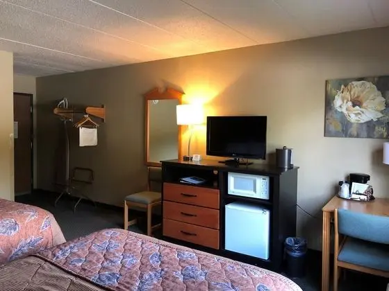 Oda, 2 Büyük (Queen) Boy Yatak, Sigara İçilmez