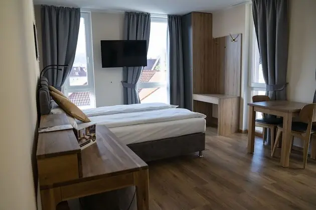 Comfort Tek Büyük Yataklı Oda