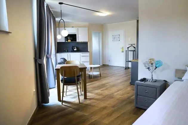 Exclusive Stüdyo Süit