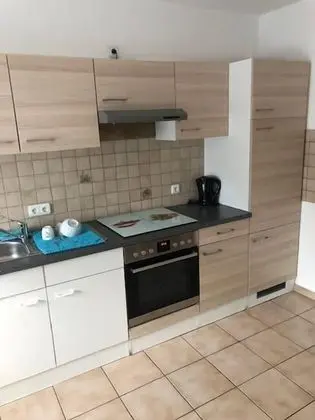 Dört Kişilik Oda, Ortak Banyo (303)