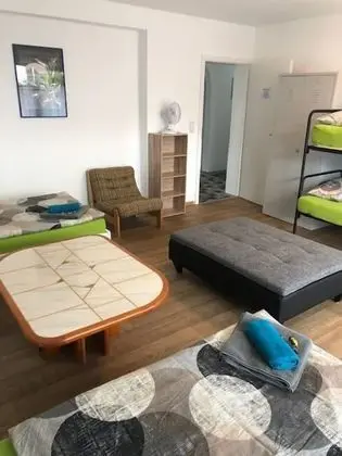Dört Kişilik Oda, Ortak Banyo (403)