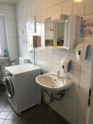 Dört Kişilik Oda, Ortak Banyo (403)