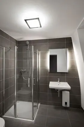 Comfort Tek Büyük Yataklı Oda, Küçük Mutfak