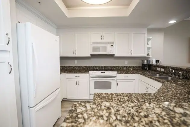 Condo, 2 Bedrooms, Beach View (602)