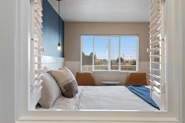 Deluxe Studio with Jetted Tub