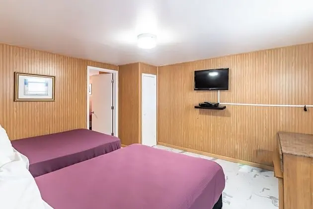 Deluxe Tek Büyük Yataklı Oda, 2 Çift Kişilik Yatak, Buzdolabı ve Mikrodalga