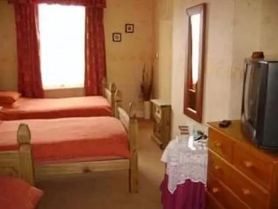 İki Ayrı Yataklı Oda, Banyolu/Duşlu