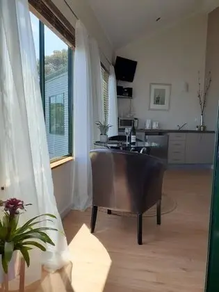 Standard Stüdyo, Küçük Mutfak (Studio 1)