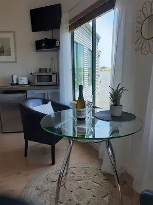 Standard Stüdyo, Küçük Mutfak (Studio 2)