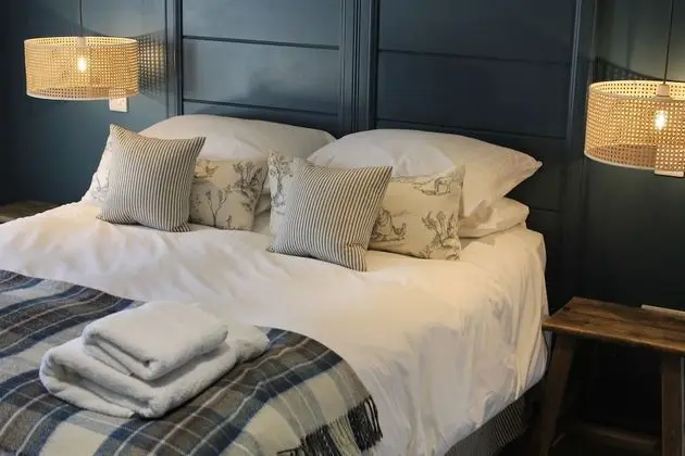 Deluxe Tek Büyük Yataklı Oda, Nehir Manzaralı