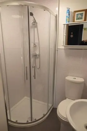 Tek Büyük veya İki Ayrı Yataklı Oda, Banyolu/Duşlu, Deniz Manzaralı