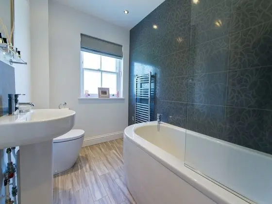 Family Tek Büyük Yataklı Oda, Özel Banyo (Double Bed and Sofa Bed)