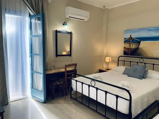 Tek Büyük Yataklı Oda, Deniz Manzaralı, Havuz Kenarı