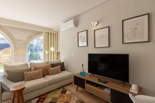 Stüdyo, Teras, Bahçe Manzaralı
