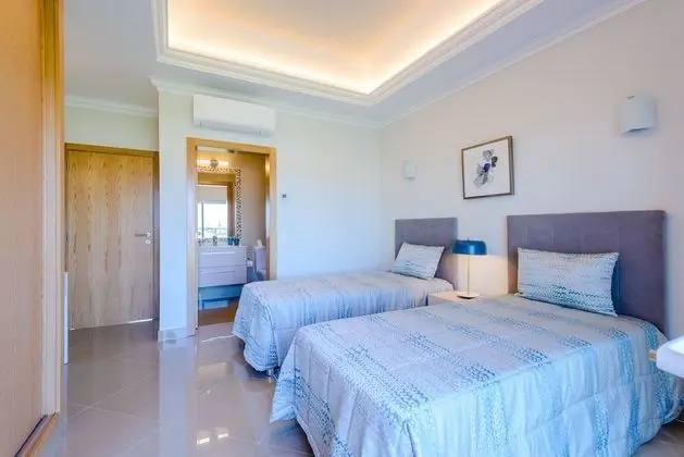Villa, 4 Yatak Odası, Havuz Kullanımı