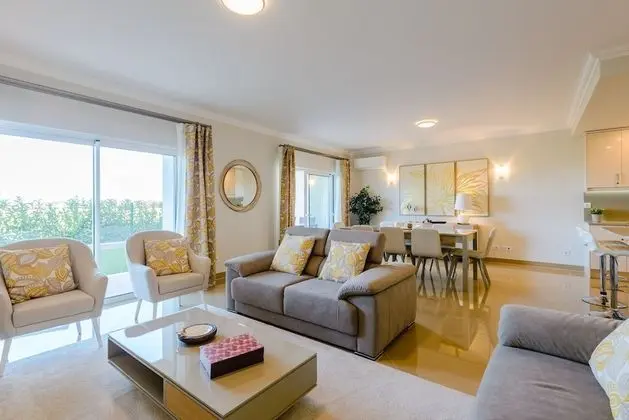 Villa, 4 Yatak Odası, Havuz Kullanımı