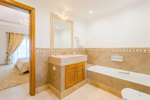 Villa, 4 Yatak Odası, Kişiye Özel Havuzlu, Golf Manzaralı
