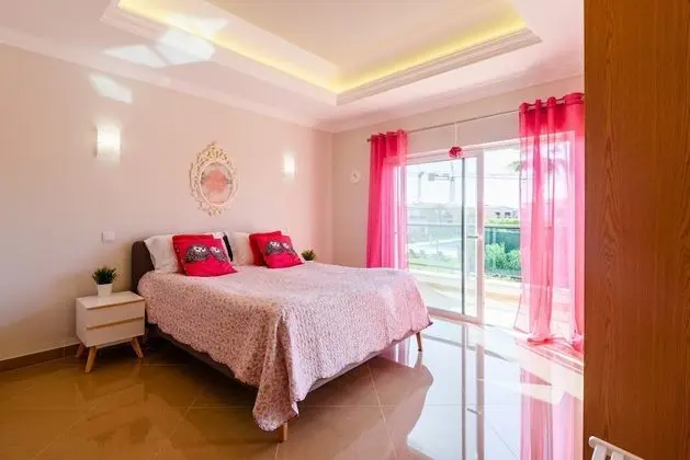 Villa, 3 Yatak Odası, Sauna, Havuz Manzaralı