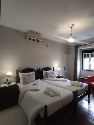 Tek Büyük veya İki Ayrı Yataklı Oda