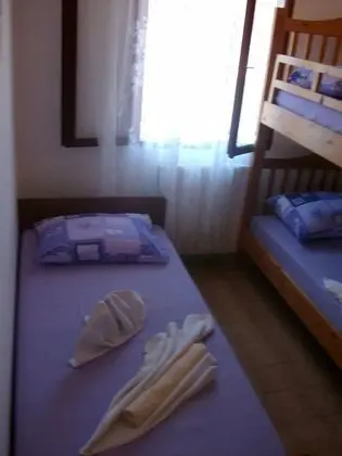 Apart Daire (Bob - 10m from the sea - A4-Lorena 9()
