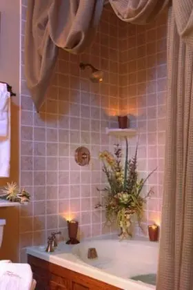 Luxury Oda, 1 Büyük (Queen) Boy Yatak, Şömine, Göl Manzaralı